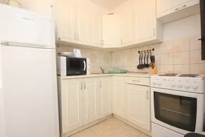 Maison avec terrasse et barbecue - Image 5