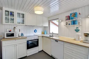 House with garden, barbecue & terrace - Image 4