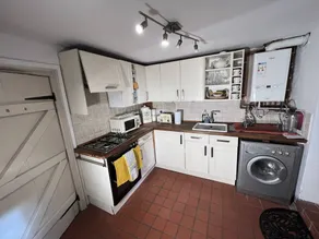 Stunning 2-Bed Cottage in Hebden Bridge - Image 3