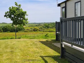 Cottage with garden | Beach view - Image 3