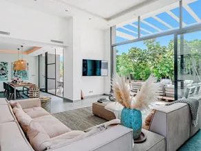 Fully equipped wonderful holiday home with barbecue, terrace & private pool | Mountain view - Image 5