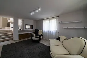 Apartment with garden, private pool & barbecue | Mountain view - Image 2