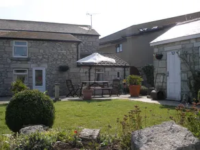 Familienfreundliches wunderschönes Landhaus mit Grill und Garten - Image 2