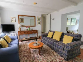 Family-friendly nice cottage with garden | Dogs allowed - Image 5