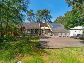 Family-friendly holiday home with sauna, private pool & terrace | Next to the beach | Pet-friendly - Image 2