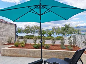 Holiday flat with sea view just 60 m from the beach - Image 3