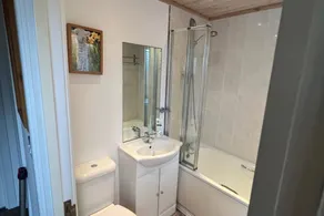 2 Bed Lodge-Sleeps 4-stunning views -Pet Friendly - Image 5