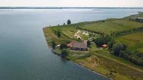 Holiday home with sauna & terrace - Image 5