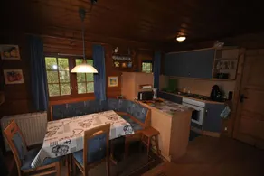 Schönes Ferienhaus in Blockbohlen-Bauweise - Image 3