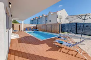 Villa mit Terrasse, privatem Pool und Grill - Image 5