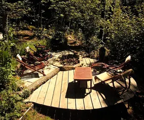 Rustic Tree House Rental for a Remote Holiday near Ussel, France - Image 5