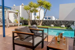 House with terrace, BBQ & private pool - Image 4