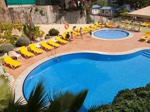 Children-friendly beautiful bungalow with terrace & pool | Sea view | Beach nearby | Dogs allowed - Image 2