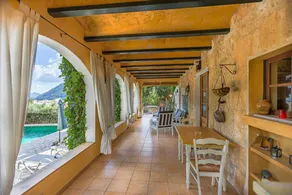 Agréable villa adaptée aux familles avec jardin, piscine privée et terrasse | Avec animaux acceptés - Image 3