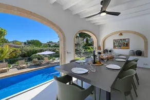 Family-oriented charming holiday home with garden, pool & BBQ - Image 3