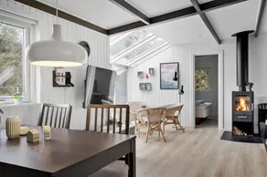 Family-friendly house with barbecue, terrace & garden | Pets allowed - Image 5