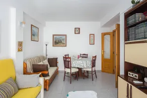 'Ca Llaurí' Apartment with Sea Views, Wi-Fi, and Air Conditioning - Image 4