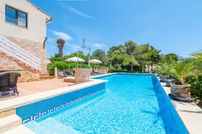 Maison avec barbecue, jardin et piscine privée - Image 3