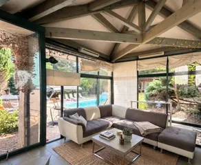 House with garden, terrace & pool - Image 4