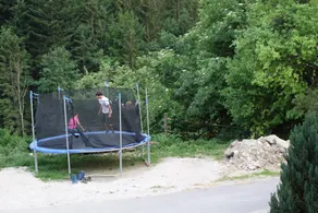 Appartamento con giardino, piscina e barbecue - Image 5