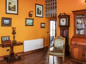 The Auction House - Image 4