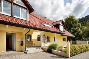 Holiday apartment with terrace, garden & sauna | Mountain view - Image 2
