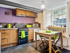 Fully equipped wonderful house with garden & fast internet | City view | Pet-friendly - Image 3