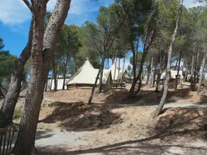 Tent with heated pool - Image 5