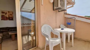 Beautiful holiday apartment with BBQ, terrace & garden - Image 3