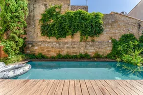 Pleasant private room with pool, fast internet & garden | Pets allowed - Image 2