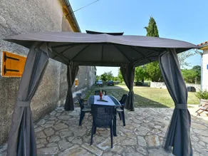 House with BBQ & terrace - Image 3