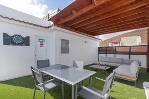 Ferienwohnung 'One Life One Dream House' mit Meerblick, WLAN und Klimaanlage - Image 5