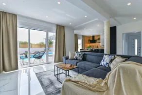 House with garden, barbecue & private pool | Sea view - Image 5