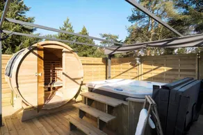 Family-oriented house with terrace, jacuzzi & barbeque | Pet-friendly - Image 5