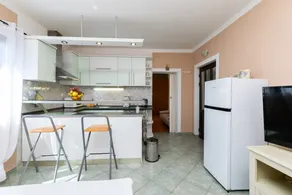 Agradable apartamento vacacional con terraza y barbacoa | Vistas al jardín | Se admiten mascotas - Image 4