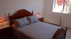 Holiday home with garden | Pets allowed - Image 2