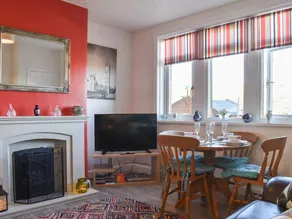 Children-friendly charming cottage with garden | Pets are welcome - Image 2