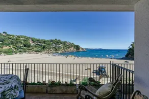 Fully equipped apartment with terrace & garden | Beach view | Next to the beach | Dogs allowed - Image 2