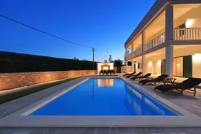 Villa Vallis mit Pool - Image 2