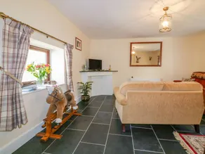 Family-friendly lovely cottage with garden | Pets are welcome - Image 5