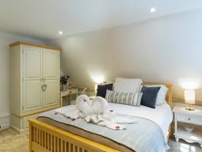 Children-friendly lovely cottage with jacuzzi, BBQ & garden | Pet-friendly - Image 5