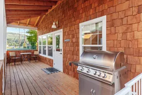 New Listing! Craftsman Bungalow 2 Min Walk to Dover Bay Marina - Image 4
