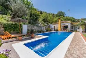 Rural House 'Casa Rural Puente Piedra' with Mountain Views, Wi-Fi, and Air Conditioning - Image 2