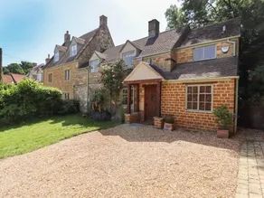 Cottage avec terrasse et jardin - Image 2