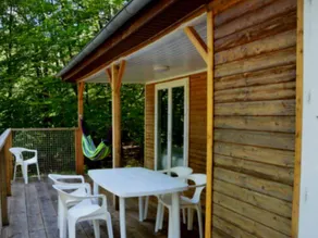 Chalet mit Terrasse und Garten - Image 4