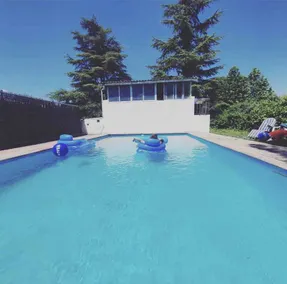 Family-oriented letting with garden, private pool & BBQ | Panoramic view - Image 5
