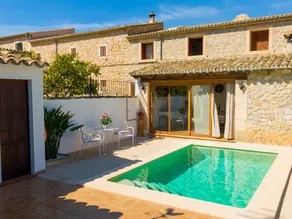Villa with terrace, BBQ & garden - Image 5