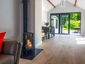 Family-oriented cottage with garden | Pet-friendly - Image 5