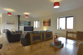 Family-friendly nice cottage with garden | Beach view | Pet-friendly - Image 5