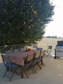 Spacieux gîte avec terrasse, barbecue et piscine privée - Image 3